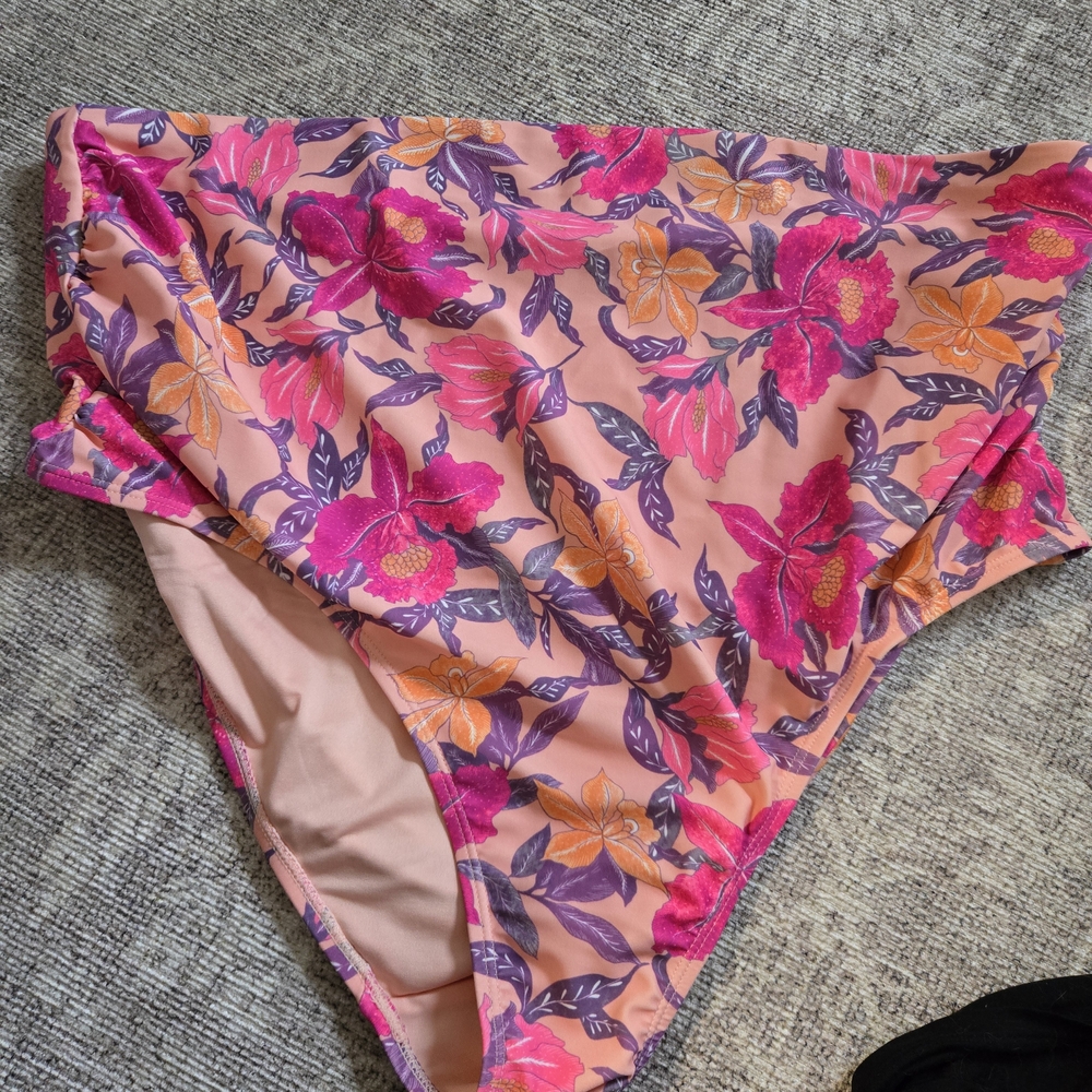 Old Navy Floral High-Waisted Bikini Bottom